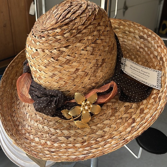 6 Kentucky Derby Hats - Picture 7 of 9